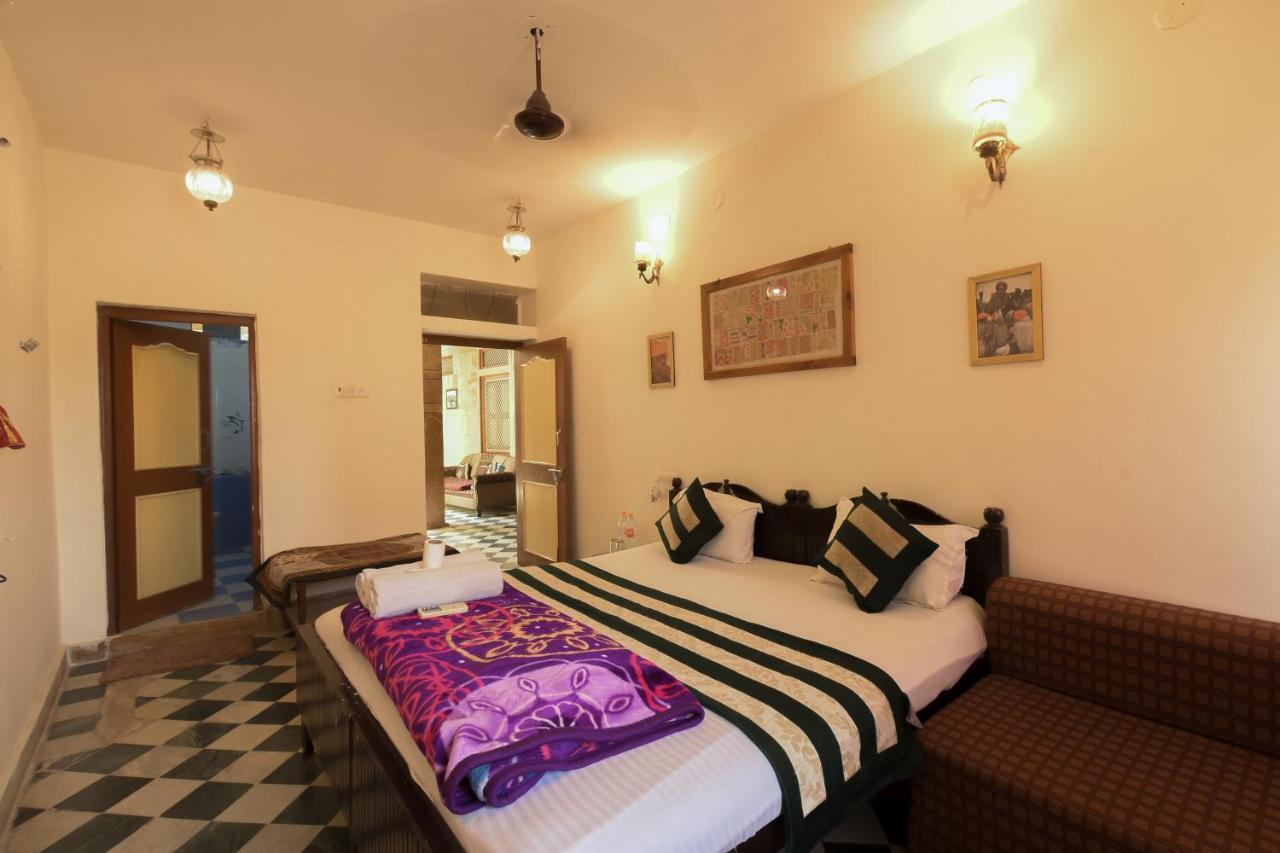 Hotel Renuka Jaisalmer Ngoại thất bức ảnh