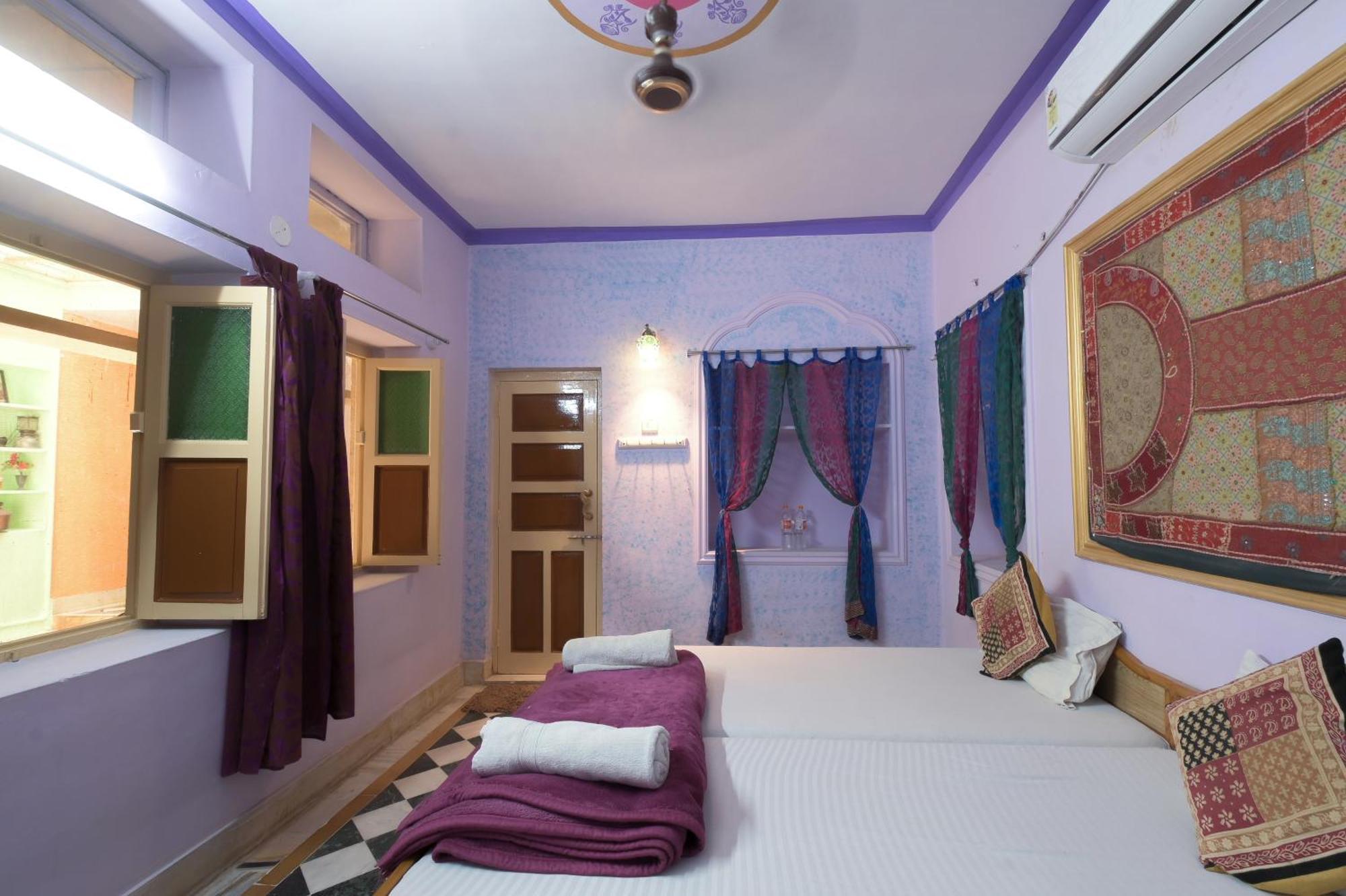 Hotel Renuka Jaisalmer Ngoại thất bức ảnh