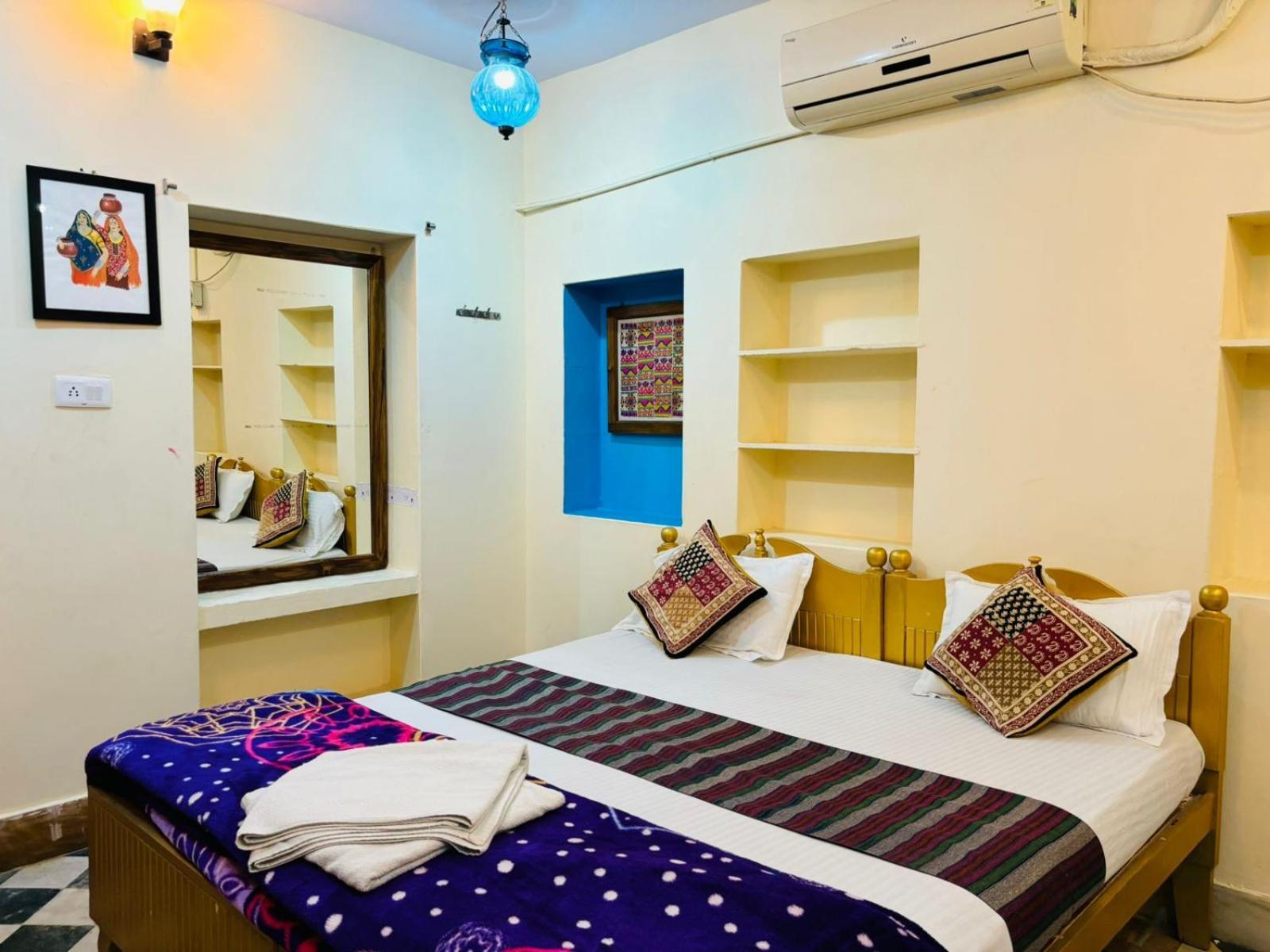 Hotel Renuka Jaisalmer Ngoại thất bức ảnh